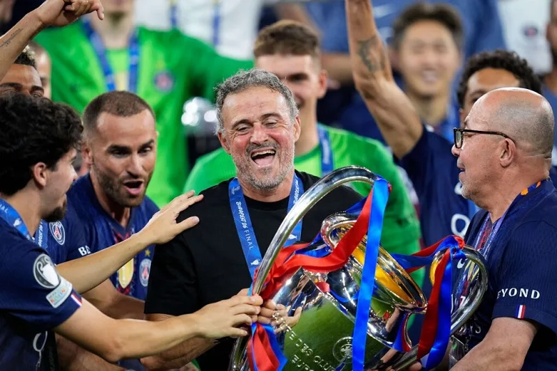 psg vo dich c1 nam nao lich su goi ten nha vua moi cua chau au