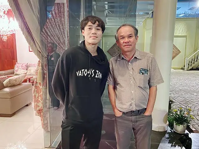 tong-quan-ve-tieu-su-cau-thu-van-toan-00001